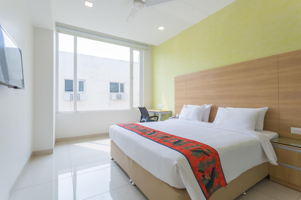 Noida City Center Экстерьер фото